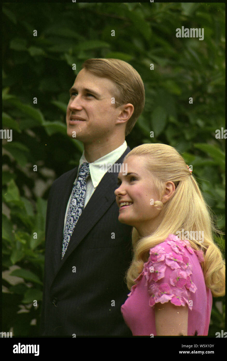 Portrait von Tricia und Edward Cox; Umfang und Inhalt: Im Bild: Tricia Nixon Cox, Edward Cox. Betrifft: Tricia-Aktivitäten. Stockfoto