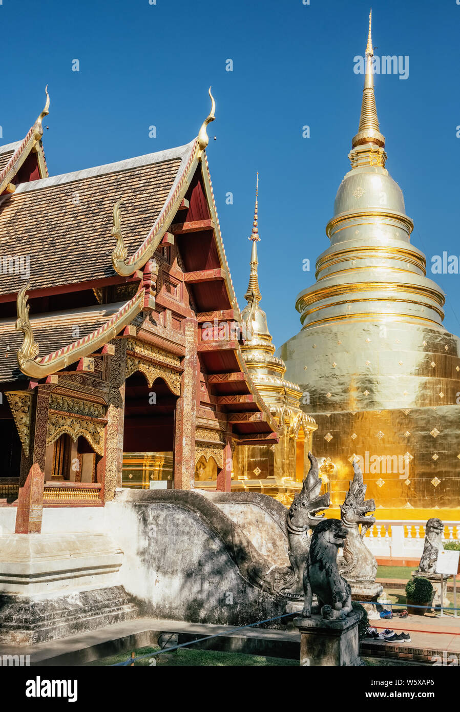 Wat Phra Singh Tempel in Chiang Mai, Thailand. Stockfoto