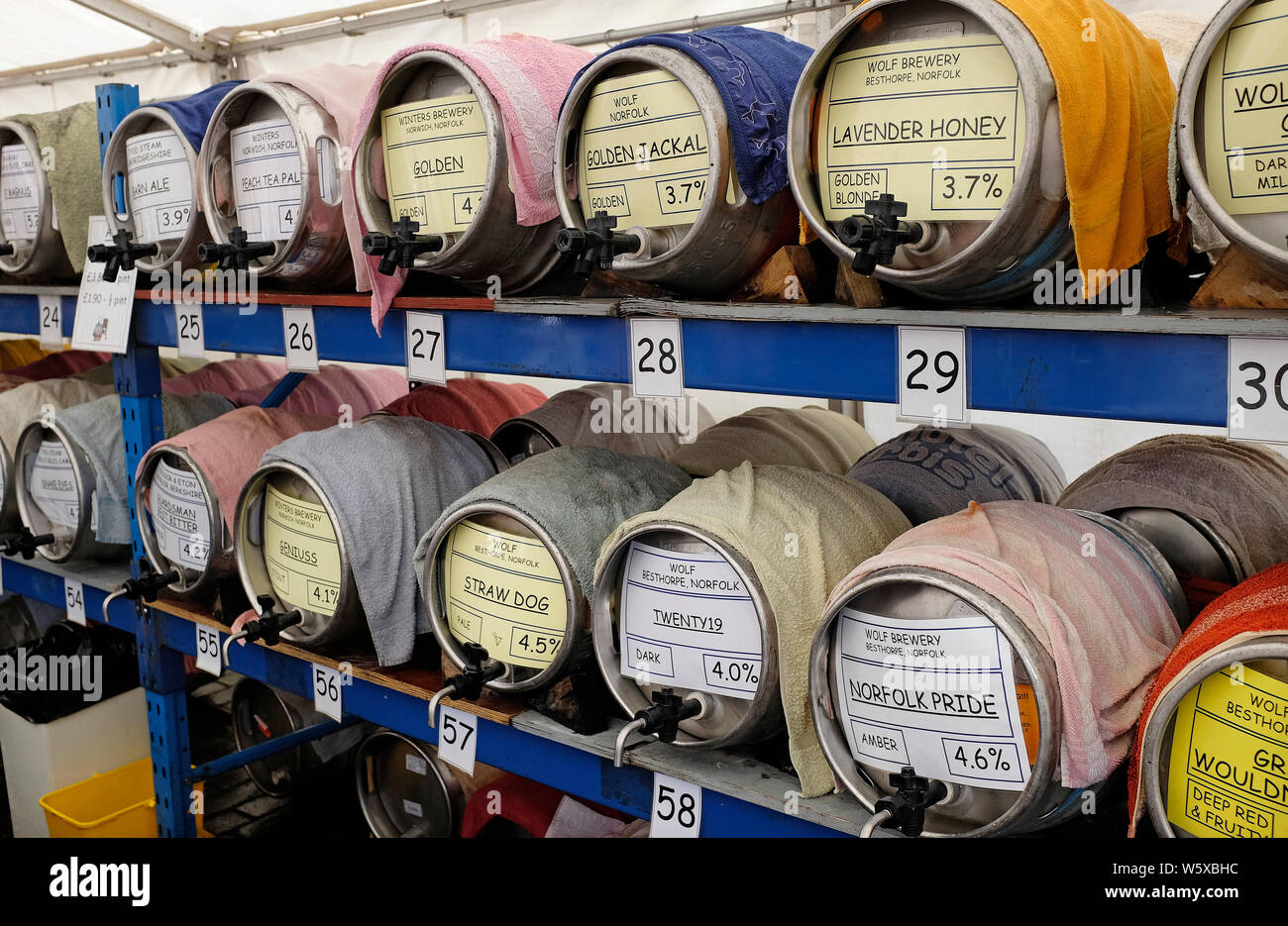 Barrel real ale in Sheringham Bier Festival, North Norfolk, England Stockfoto
