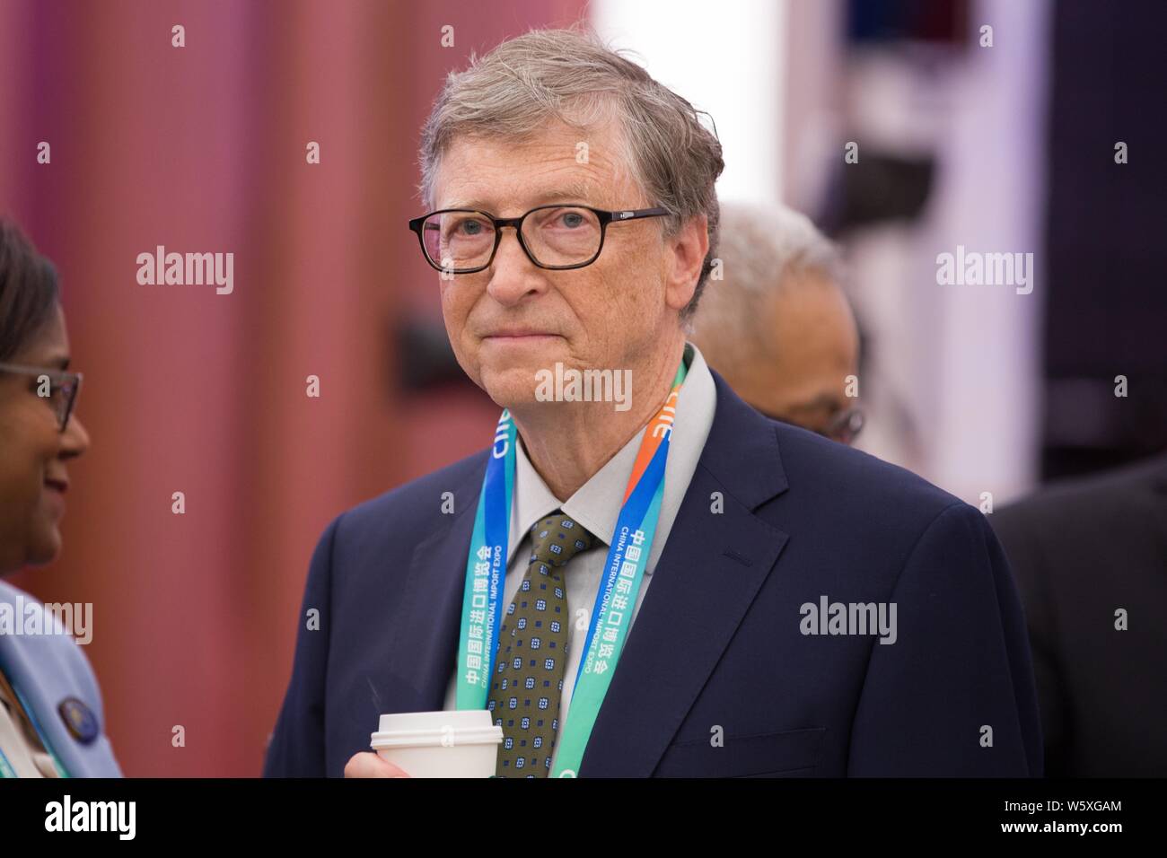 Amerikanischen großindustriellen Bill Gates, Gründer von Microsoft Corporation, nimmt an der Eröffnung der ersten China International Import Expo (CI Stockfoto