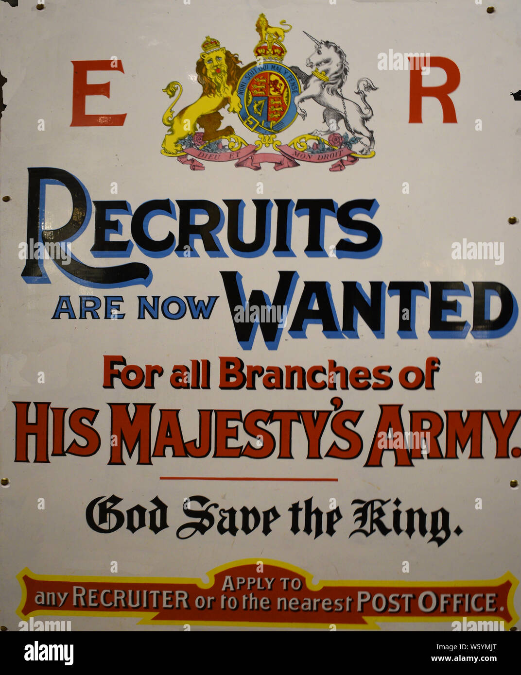 1930 - Vor dem Ersten Weltkrieg britische Armee Rekrutierung Metal Poster/Zeichen mit König Edward VIII. Initialen (ER) bittet potentielle Soldaten zu Personalvermittler oder die Post anwenden Stockfoto