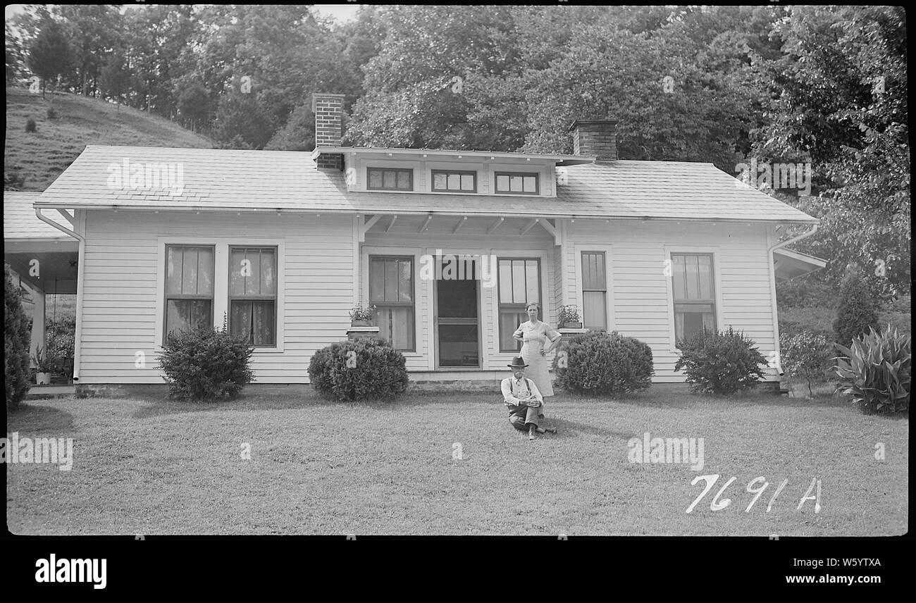 Wright, James D.; Familie und Haus Stockfoto