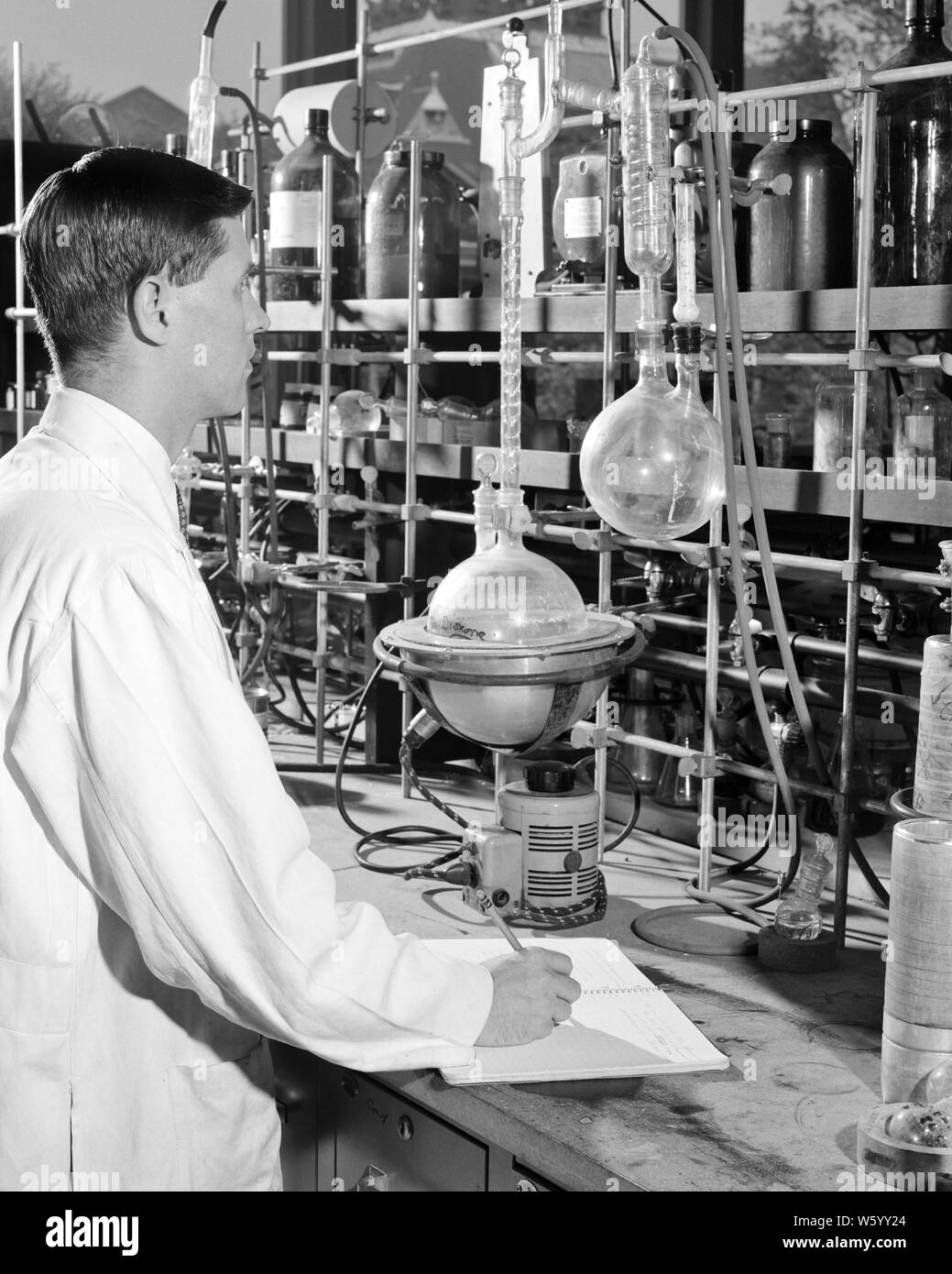 Nie Dagewesen! Forscher Brauen "Super Alkohol" – Das Molekül, Das Im Weltraum Zuhause Ist, Ist Hier! - ya8no7w