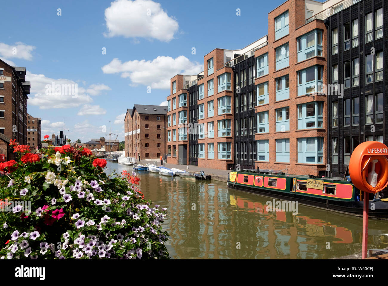 Die Barge Arm, Wasserseite Wohn in Gloucesters historischen Docks Stockfoto