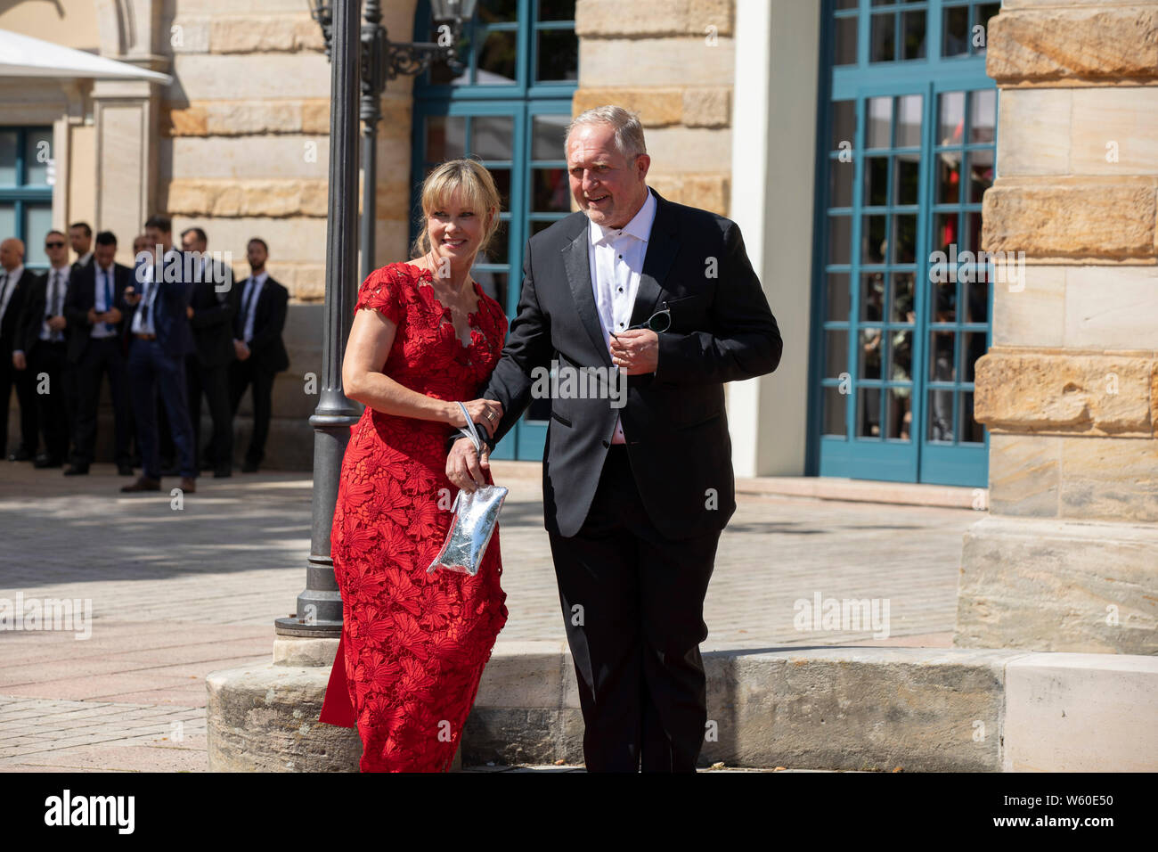 Ann-Kathrin Kramer mit Ehemann Harald Krassnitzer bei der Eröffnung der Richard-Wagner-Festspiele 2019 mit der Premiere der Oper "Tannhäuser" im Bayre Stockfoto