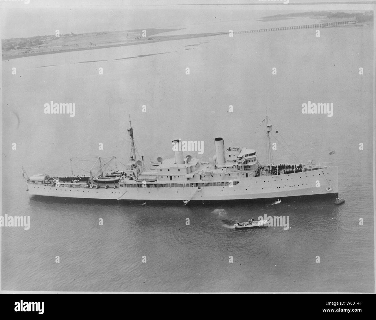 AOG Aroostock (14). Benzin Tanker. Port Side, 30.04.1943; Allgemeine Hinweise: Hinweis: Das Schiff dargestellt ist die minelayer/seaplane Tender USS Aroostook (CM-3) in den 1920er Jahren, die am 10. März 1931 stillgelegt wurde und legte auf. Sie war im Jahr 1943 geschlagen und 1947 verschrottet. Das Benzin tanker USS Aroostook (AOG-14) war der ehemalige MV Esso Lieferung Nr. 11, von 1943-1945 in Auftrag gegeben. Stockfoto