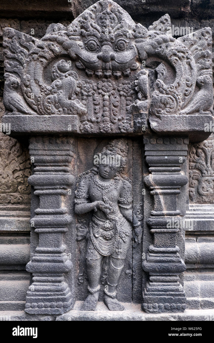 Bas-Relief in Prambanan Tempel komplex. Yogyakarta, Central Java, Indonesien Stockfoto