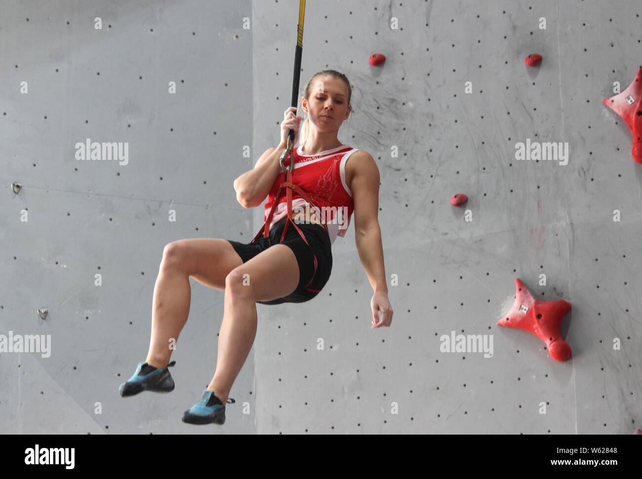 Iuliia Kaplina von Frankreich konkurriert in Geschwindigkeit saison Finale der Frauen Gleiches während der Internationalen Föderation 2018 Sport Klettern (IFSC) Wm Stockfoto