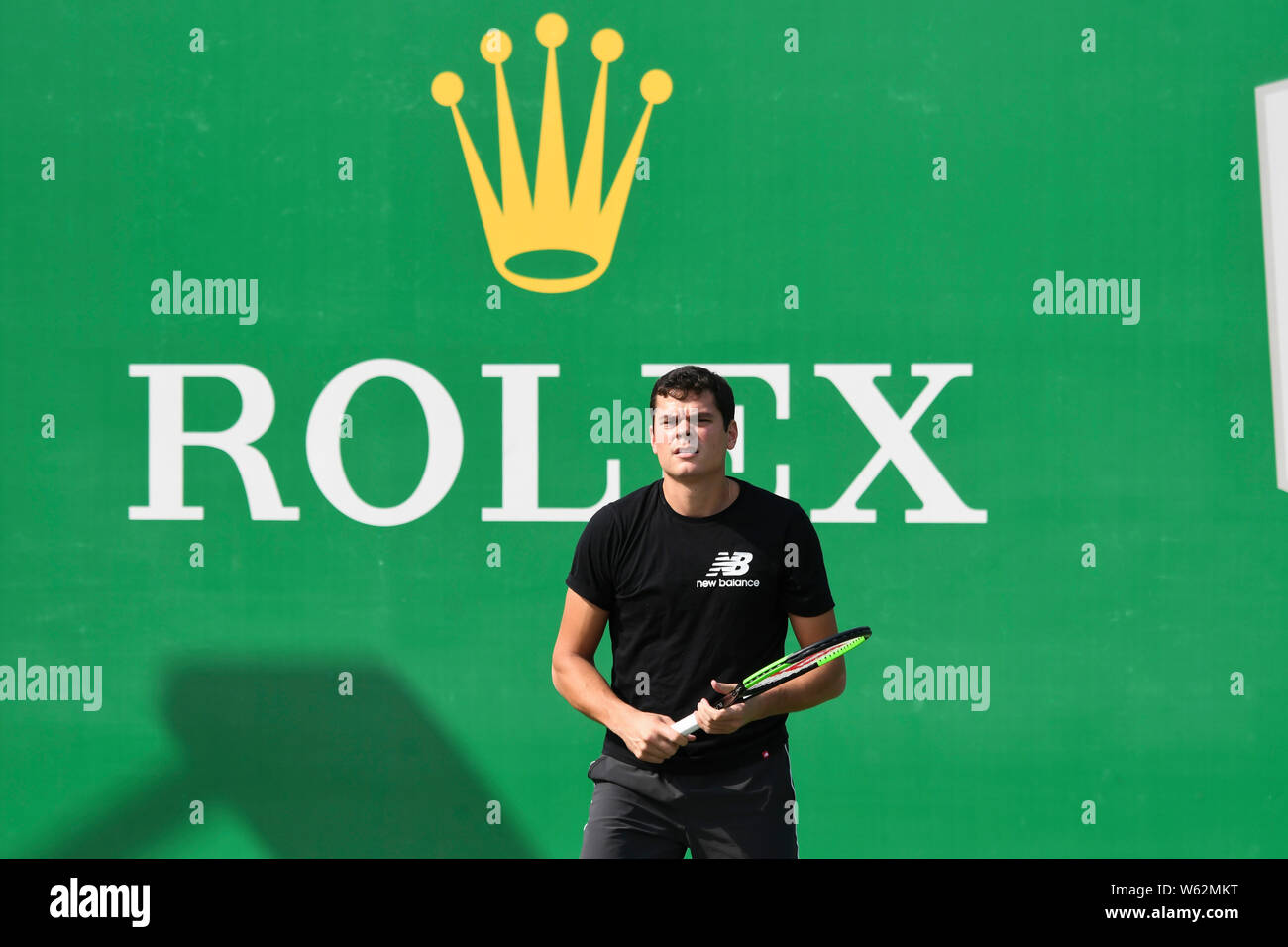 Kanadischen Tennis-SternMilos Raonic nimmt Teil an einem Training in Vorbereitung auf die Rolex Shanghai Masters Tennis Turnier 2018 in Shanghai, C Stockfoto