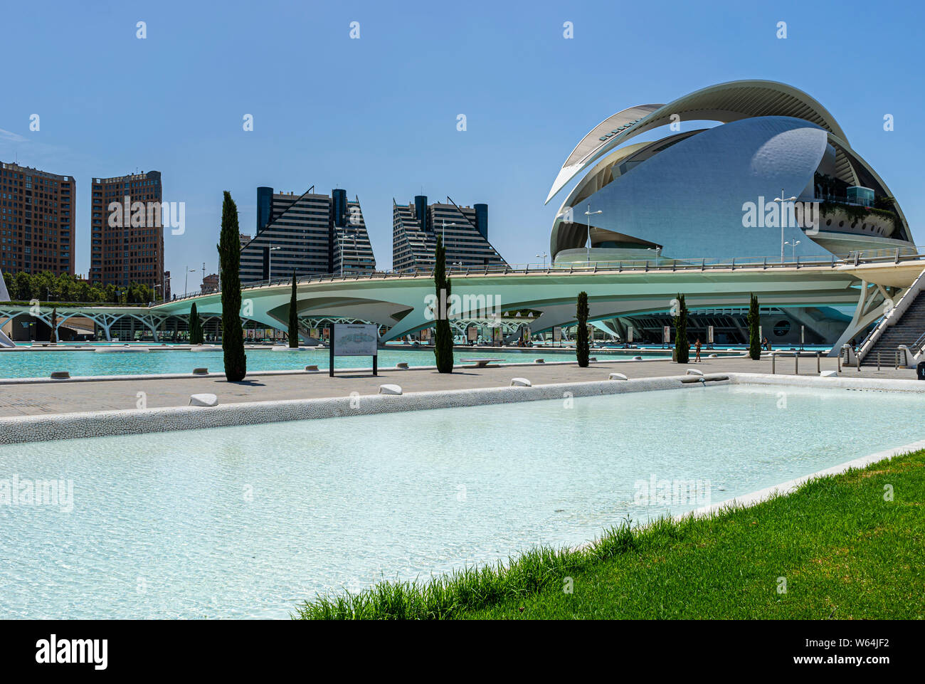 Juli 27, 2019 - Valencia, Spanien. Der Palau de les Arts Reina Sofia (2005) Oper ist ein Teil der Stadt der Künste und Wissenschaften in Valencia Stadtzentrum Stockfoto