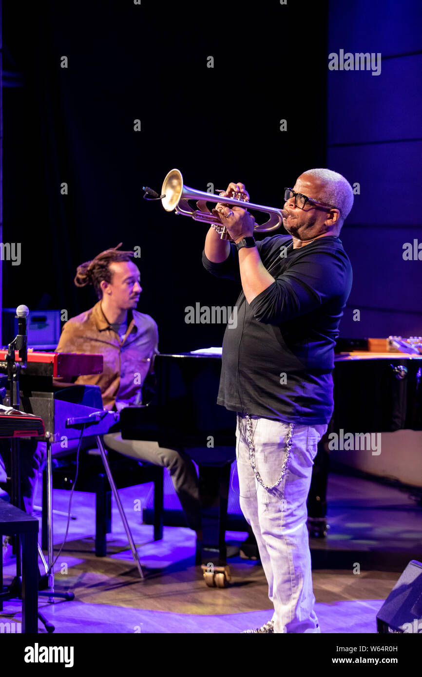 Krakau, Polen - 17. Juli 2019: Terence Blanchard und die E-Kollektiv auf der Bühne in Manggha Museum der Japanischen Kunst und Technik an der Summer Jazz Fe Stockfoto