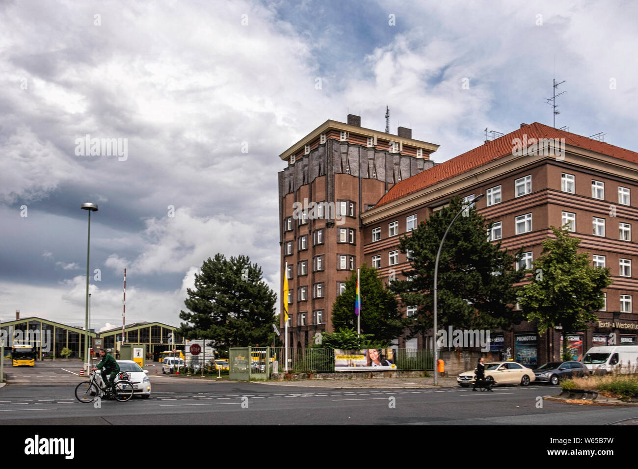 BVGBus Depot in der Müllerstraße, Hochzeit Berlin bus Hof & Hallen