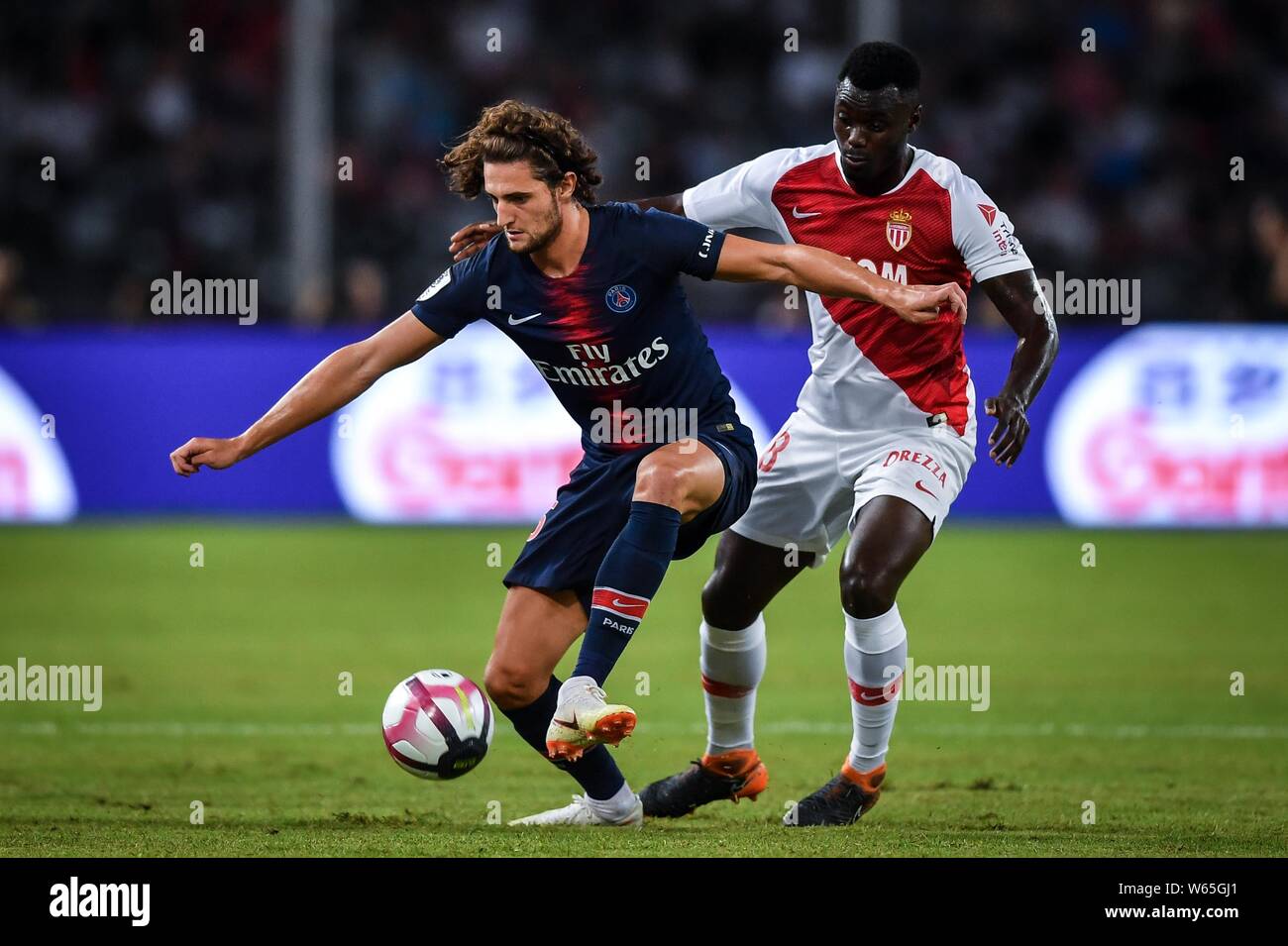 Adama Paris Stockfotos Und Bilder Kaufen Alamy