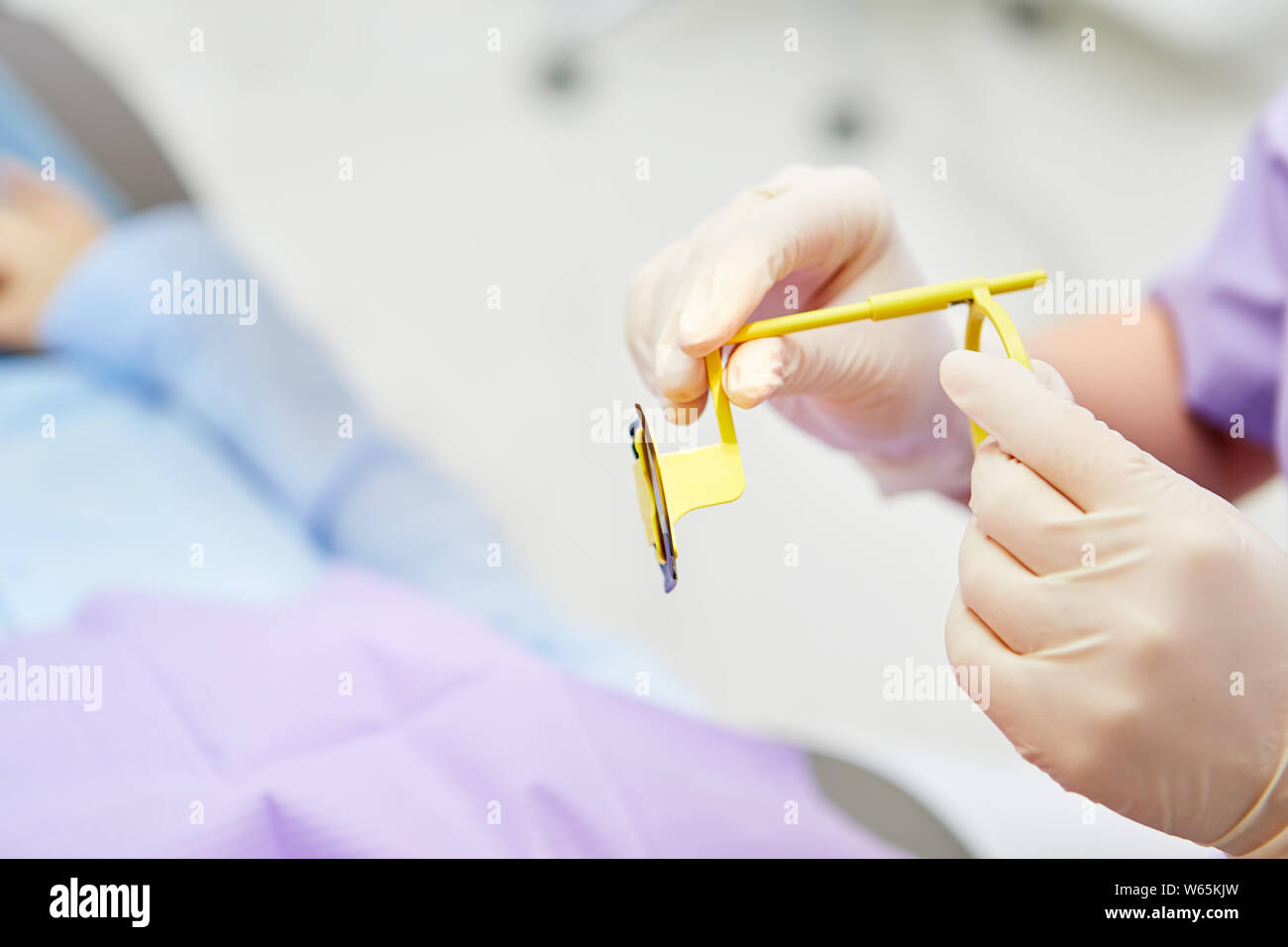 Mobile X-ray Equipment ist in der Diagnose einer zahnmedizinischen Klinik verwendet Stockfoto