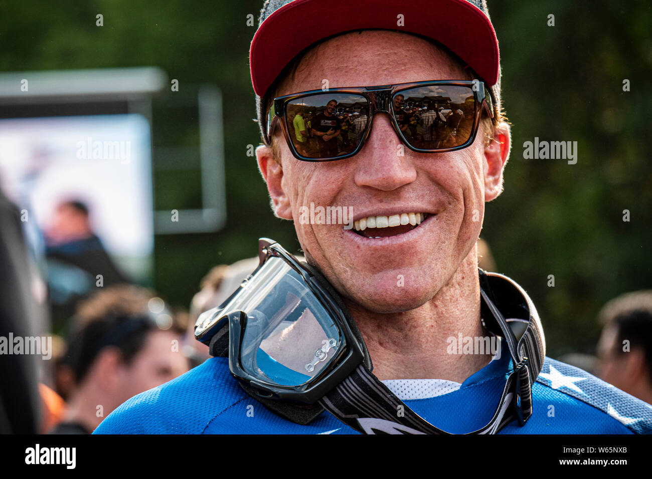 WINDHAM, NY, USA - August 9, 2014. Portrait von Aaron Gwin (USA) Athlet für spezialisierte Racing Team an der UCI Mountainbike Downhill World Cup. Stockfoto