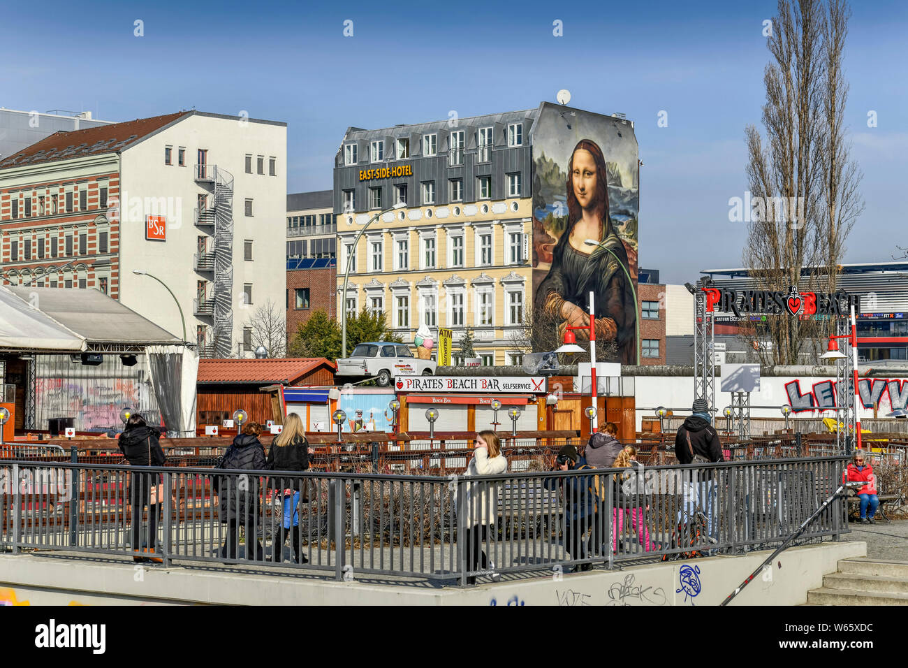 Mona Lisa Wandgemaelde, Muehlenstrasse, Friedrichshain, Berlin, Deutschland, Mühlenstrasse Stockfoto