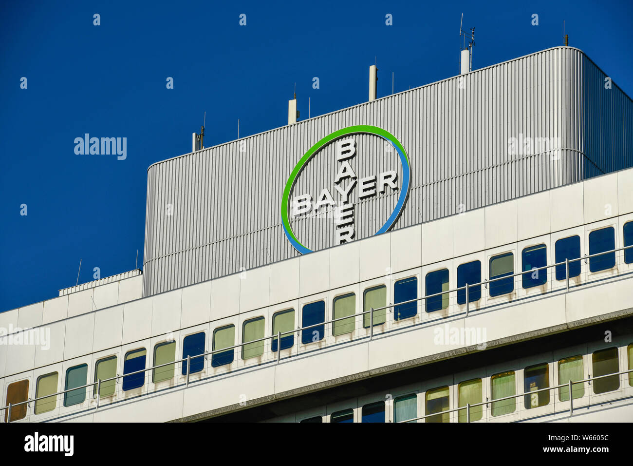 Bayer AG, Muellerstrasse, Wedding, Mitte, Berlin, Deutschland Stockfoto
