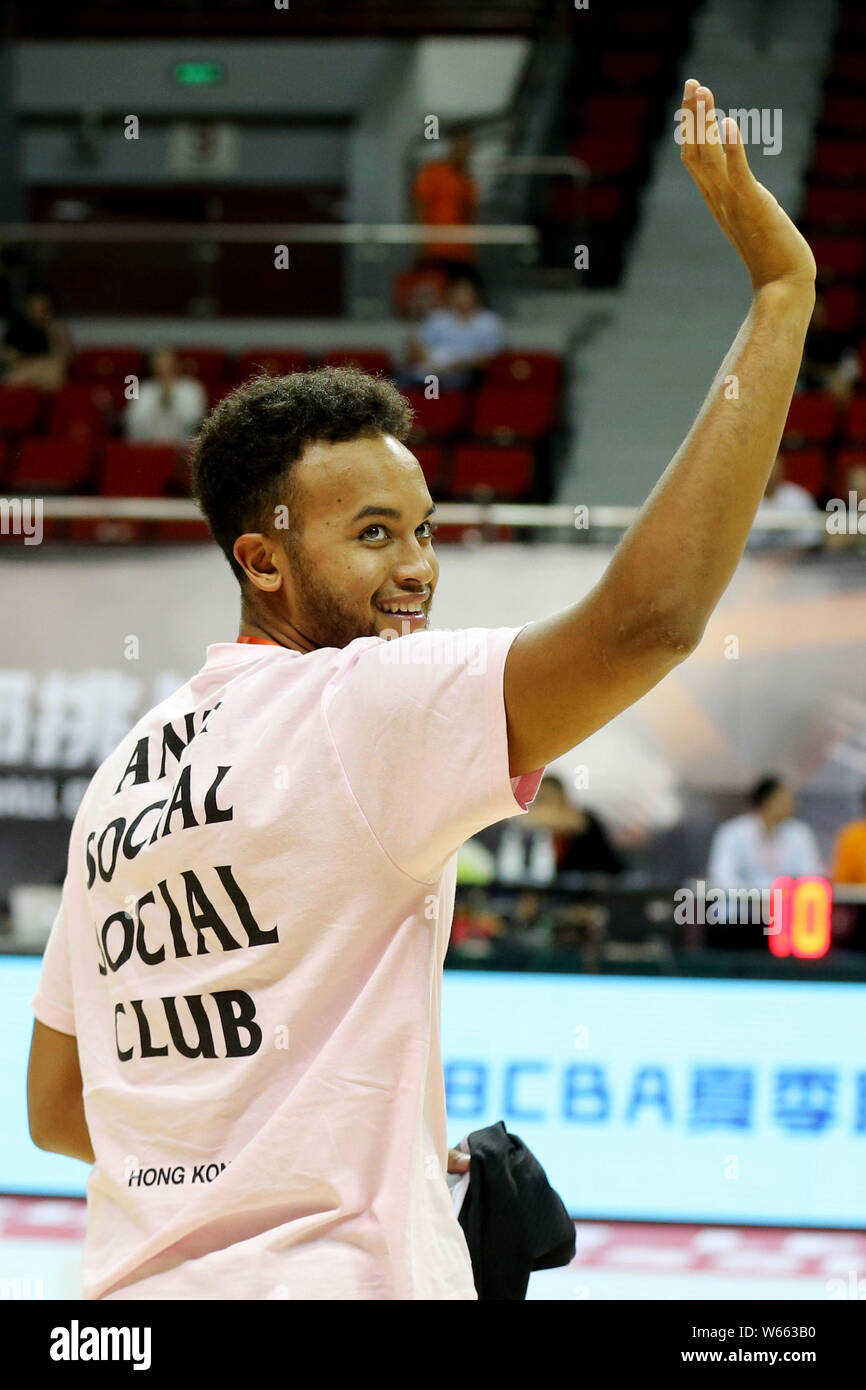 American Basketball player Kyle Anderson der Memphis Grizzlies besucht die CBA Liga am Baoshan Sports Center in Shanghai, China, 3. August Stockfoto