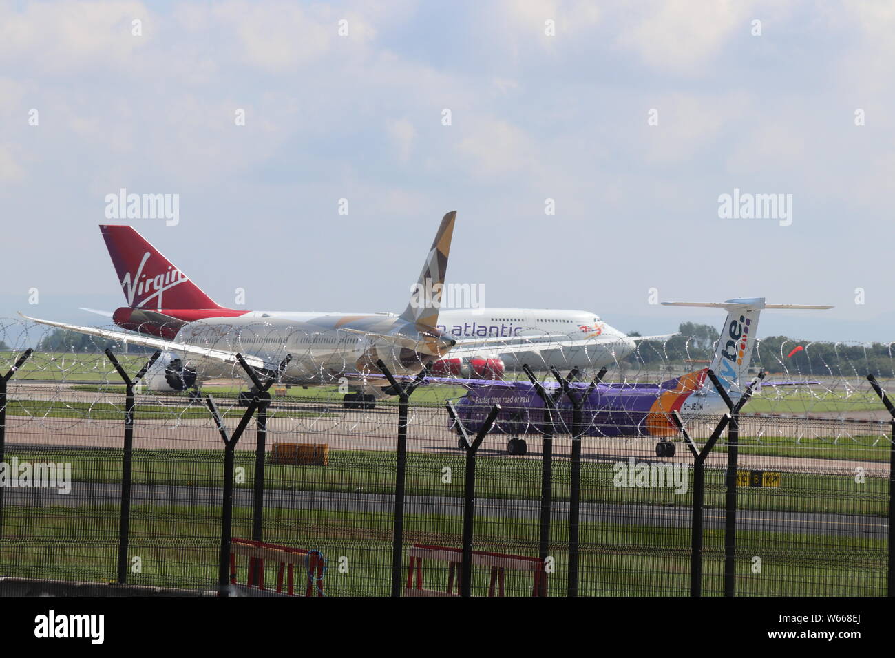 A Guernsey Aurigny ATR 72 - 600 Landung am Flughafen Manchester Credit : Mike Clarke / Alamy Stock Photos Stockfoto