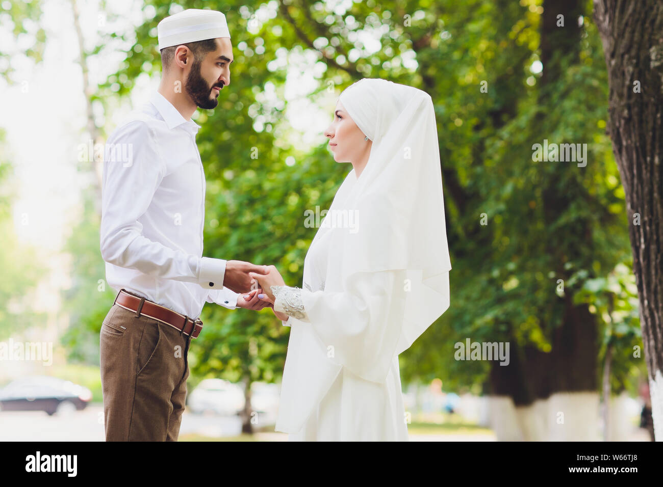 Nationale Hochzeit Braut und Bräutigam Hochzeit moslemische Paare bei der Eheschließung