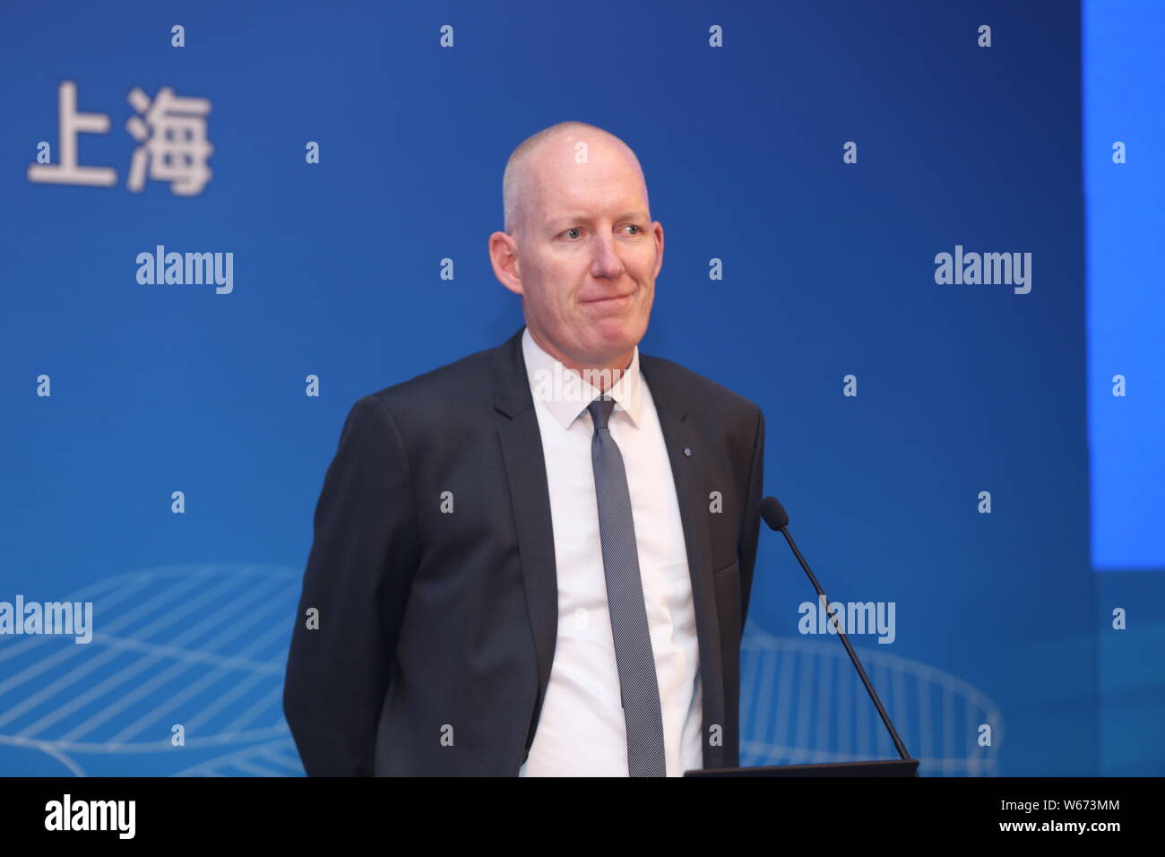 Andreas Weller, Präsident der Region Asien Pazifik der ZF Friedrichshafen AG, besucht eine fördernde Treffen vor der China International 2018 importieren Stockfoto