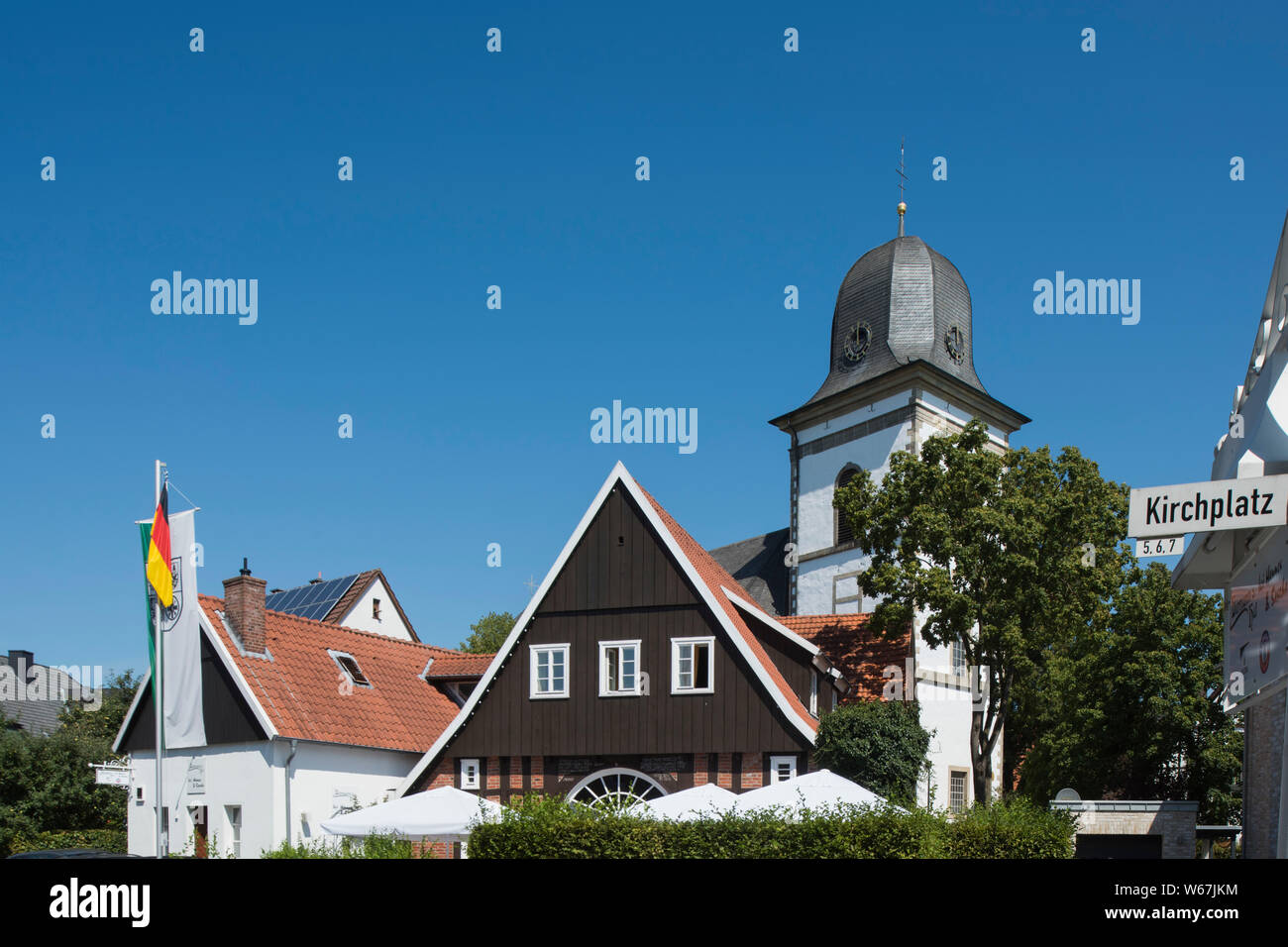 Deutschland, Nordrhein-Westfalen, Kreis Gütersloh, Verl, katholische Pfarrkirche St. Anna Stockfoto