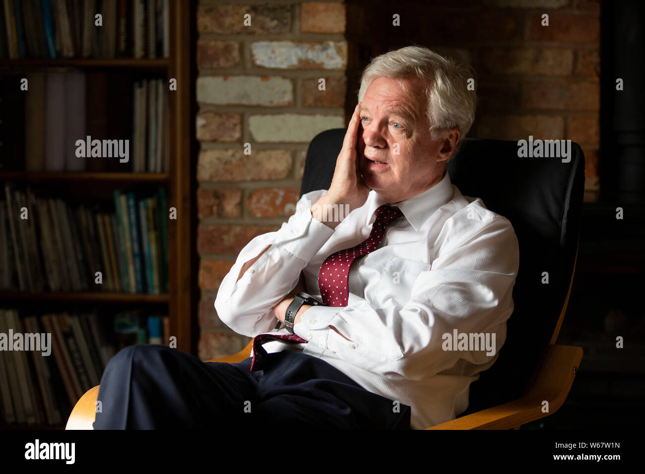 David Davis MP wird in seinem Haus in der Nähe von Goole, Yorkshire, interviewt. Stockfoto