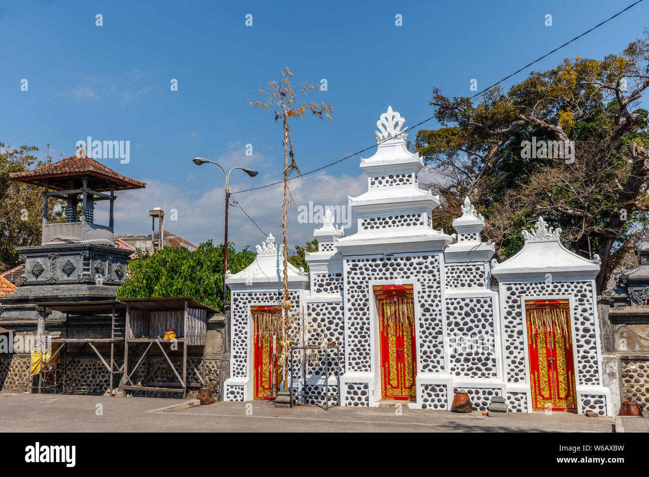 Pura Segara Buleleng, einem nördlichen Balinesischen hinduistischen Tempel im alten Hafen. Singaraja, Buleleng, Bali, Indonesien. Stockfoto