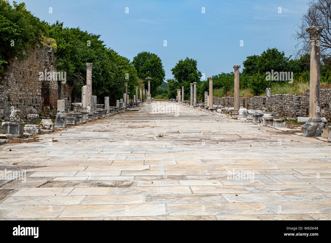 Die Ruinen der antiken griechischen und römischen Stadt Ephesus, einst ein wichtiger Hafen des Römischen Reiches, und in der Provinz Izmir Türkei Stockfoto