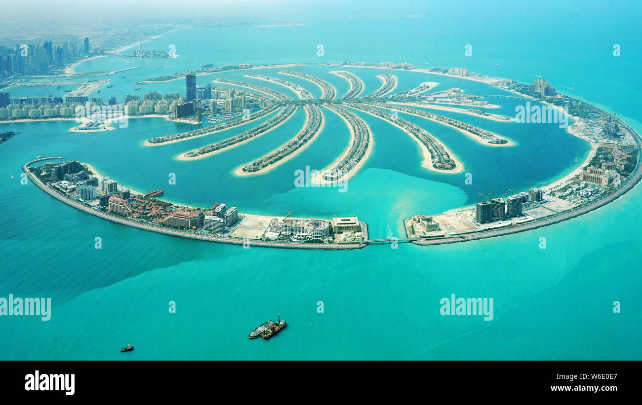 Eine Luftaufnahme der Palm Jumeirah künstliche Insel ähnelt, eine stilisierte Palme in Dubai, Vereinigte Arabische Emirate, 6. April 2018. Dubai, die Stockfoto
