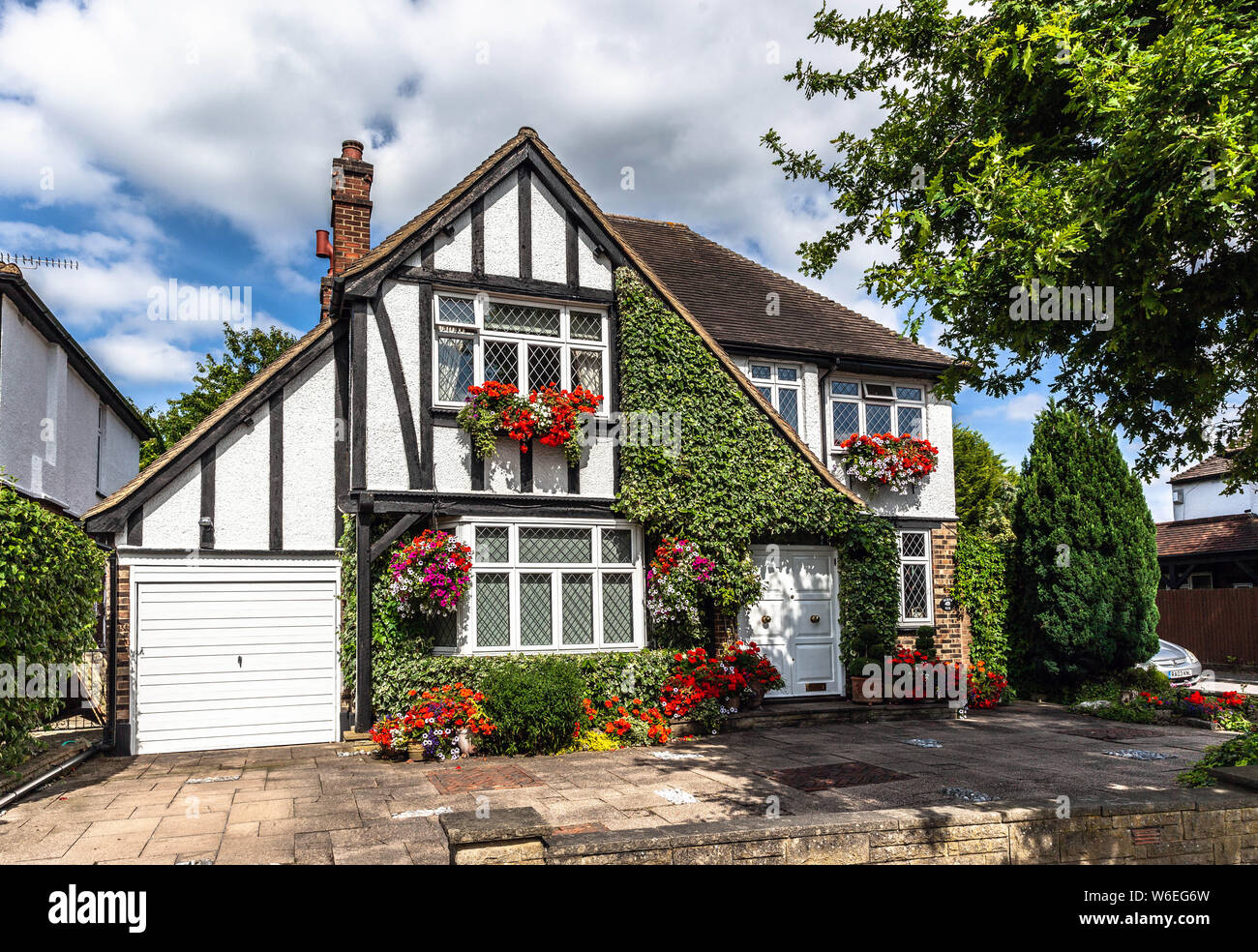 Fachwerkhaus, Green Lane, Edgware, London, HA 8, England, UK. Stockfoto