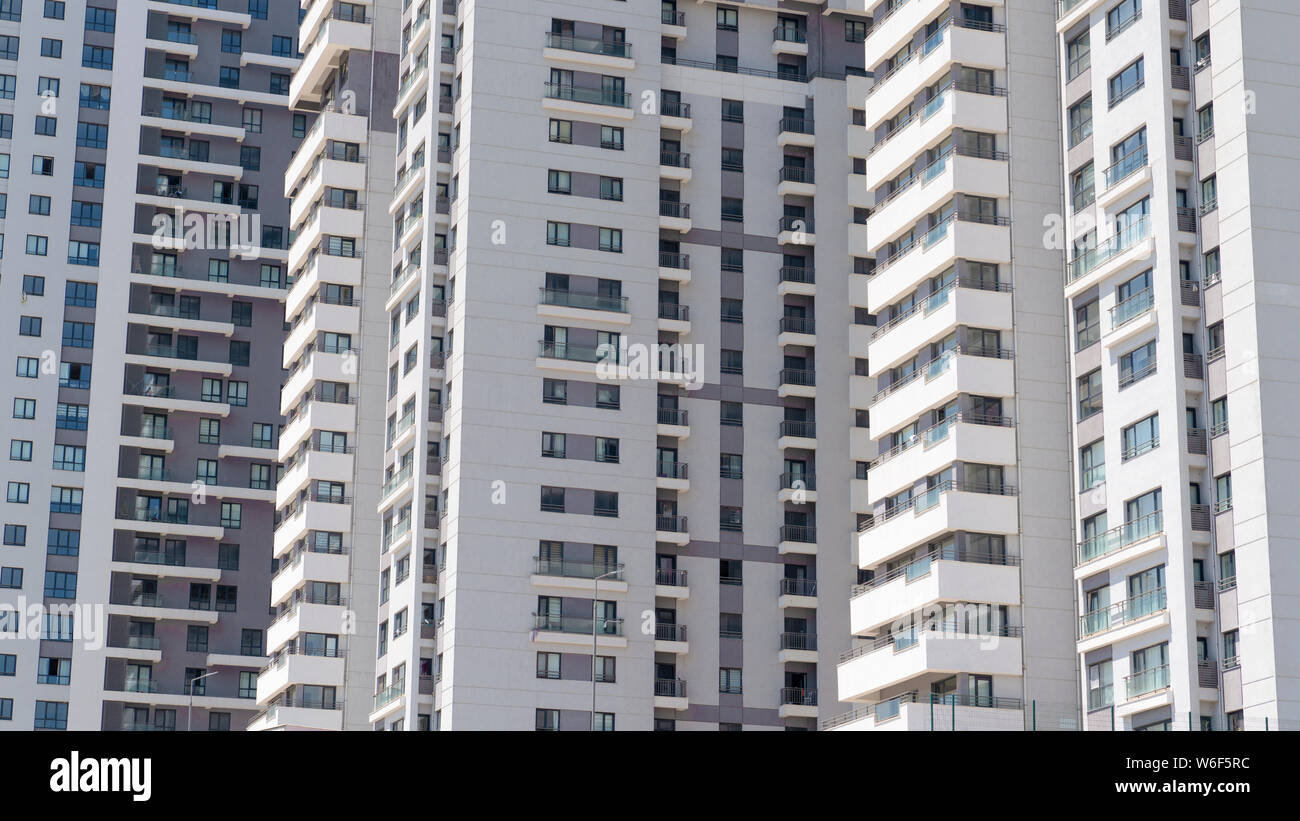 Modernes Apartment Gebäude in einer Reihe. Ankara, Türkei. Stockfoto