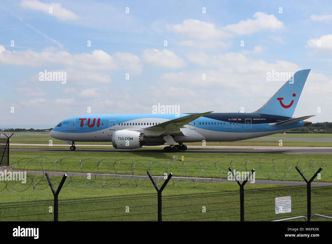 Eine Boeing 787-8 Dream Liner am Flughafen Manchester Credit : Mike Clarke / Alamy Stock Photos Stockfoto