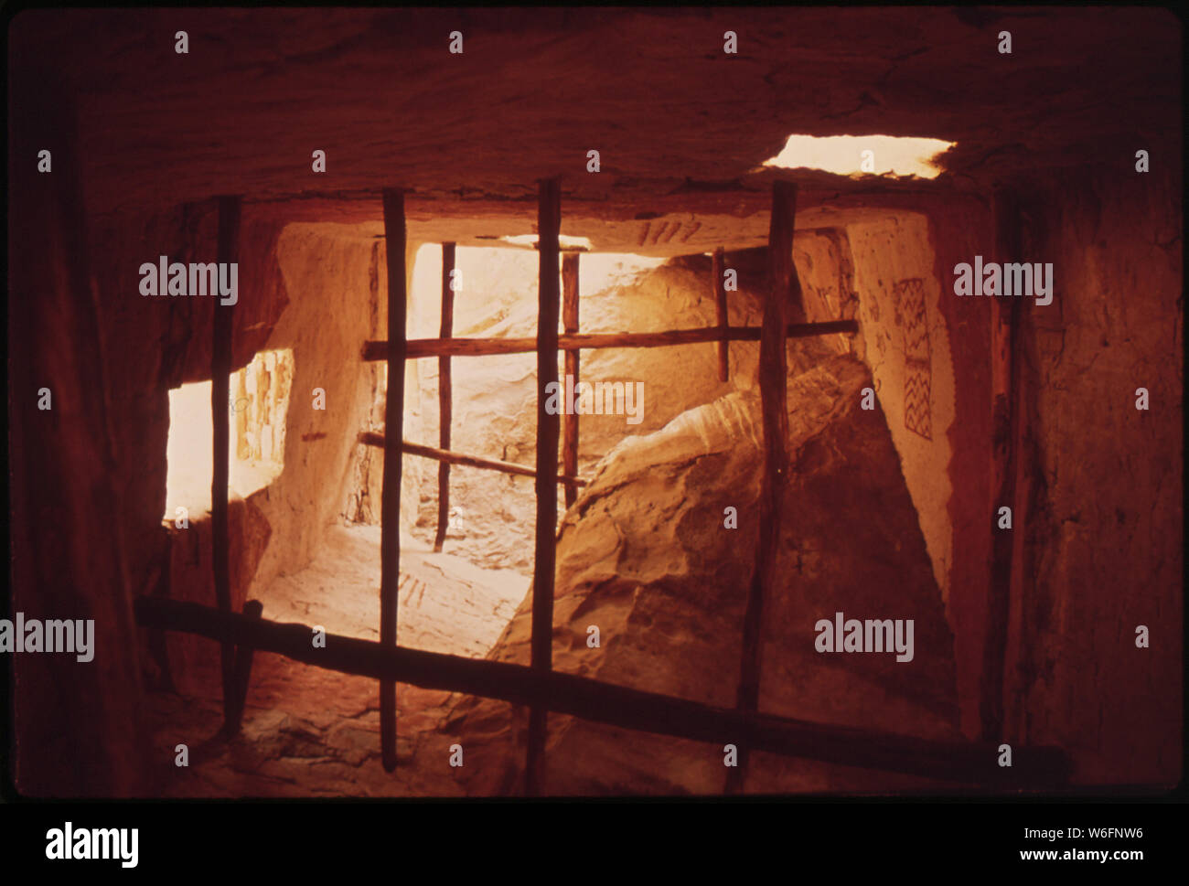 CLIFF PALACE - Ersten großen Indianischen Ruinen entdeckt IN DER MESA Verde Stockfoto