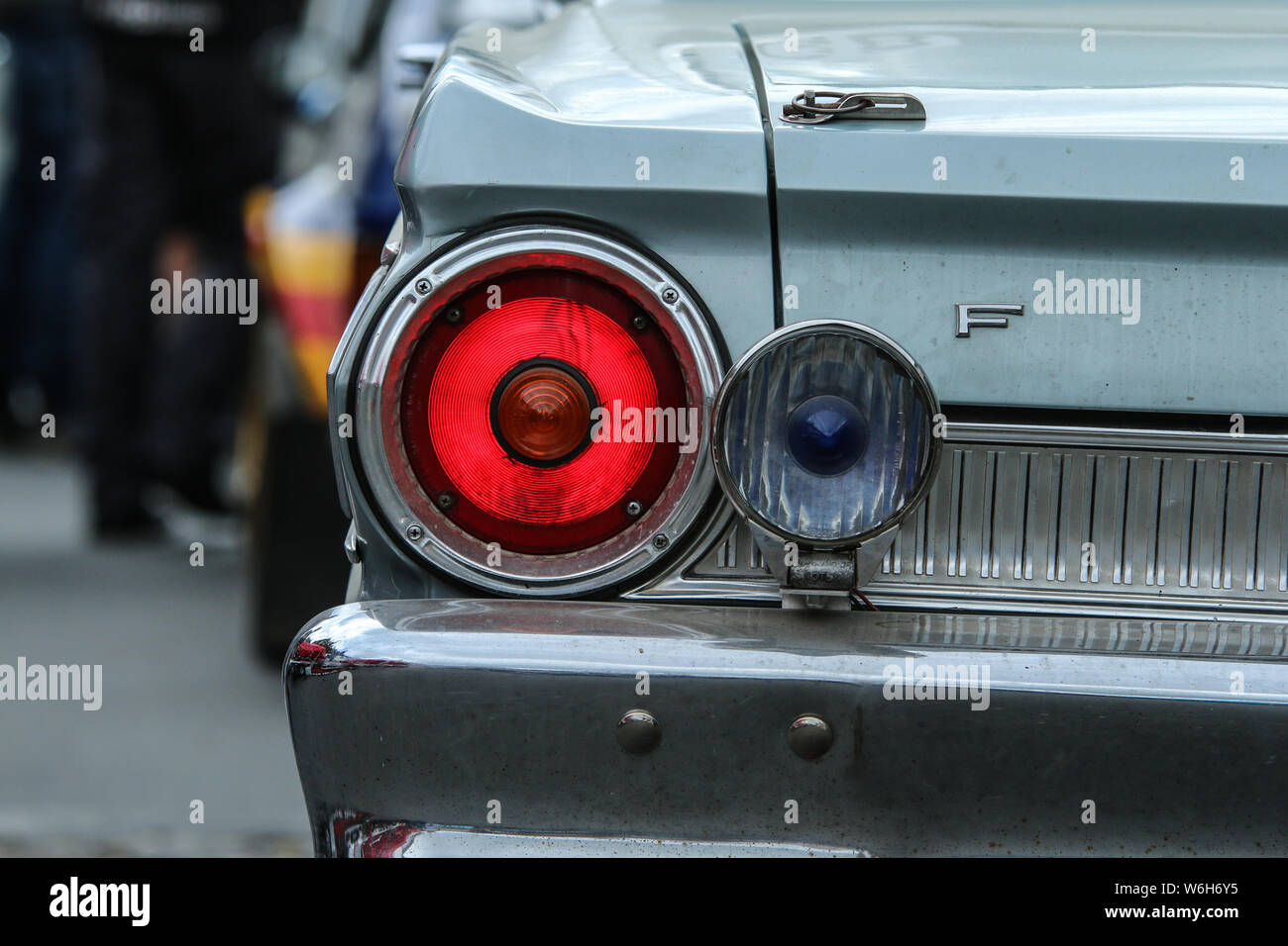 Die Details einer Rückleuchte des alten amerikanischen Muscle Car. Stockfoto