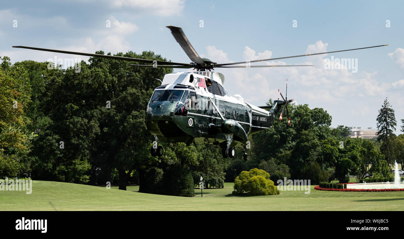 Washington, United States. 01 Aug, 2019. Marine eine Landung auf dem Südrasen im Weißen Haus in Washington, DC. Credit: SOPA Images Limited/Alamy leben Nachrichten Stockfoto