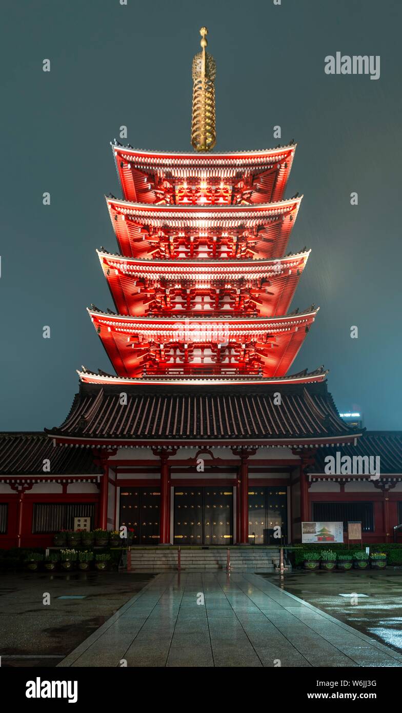 Nacht Foto, 5-stöckige Pagode von: Tokyo, buddhistische Tempel Komplex, Senso-ji in Asakusa Tempel oder Schrein, Asakusa, Tokyo, Japan Stockfoto