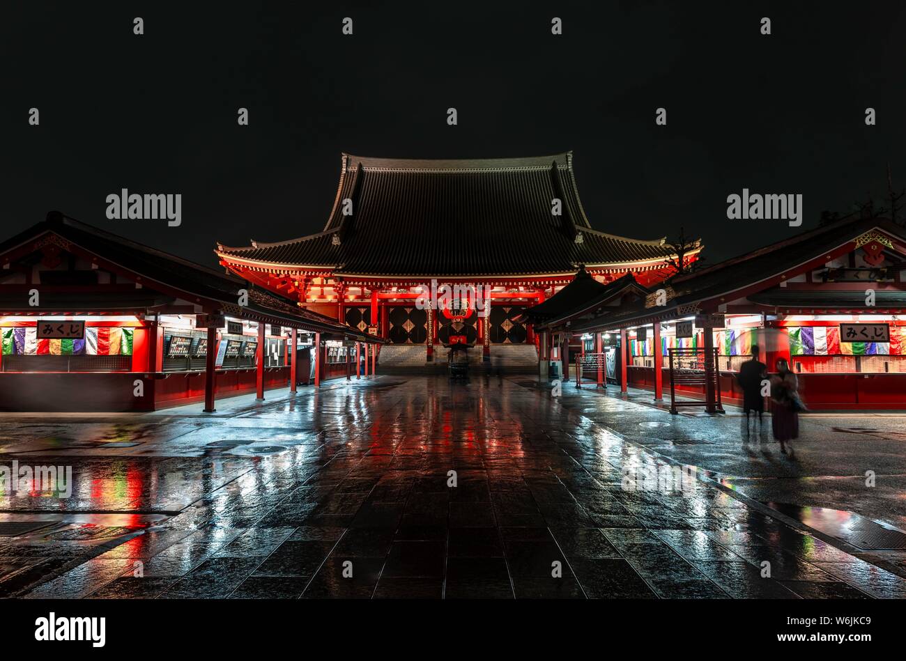 Nachtaufnahme, buddhistische Tempel Komplex, Senso-ji in Asakusa Tempel oder Schrein, Asakusa, Tokyo, Japan Stockfoto