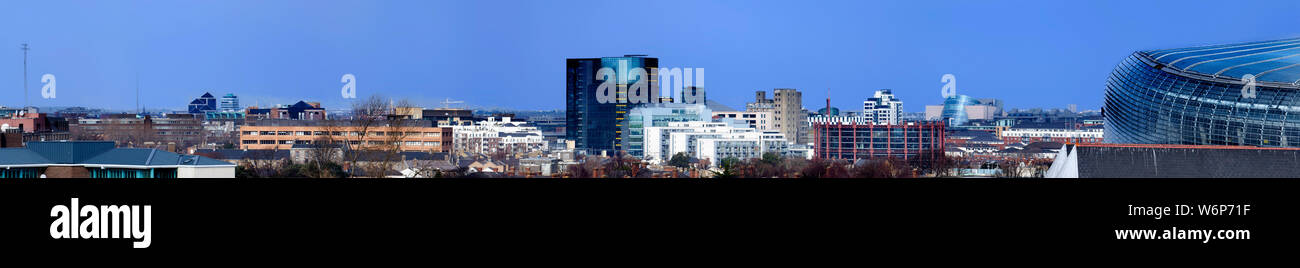 Panoramablick auf die Antenne drone Ansicht von Dublin Stockfoto