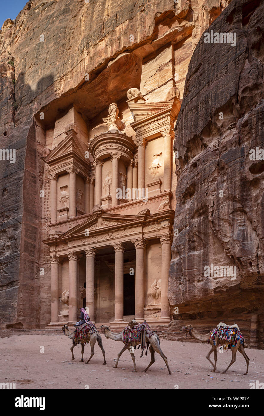 Das Finanzministerium oder Al-Khazneh in Petra, Jordanien. Stockfoto