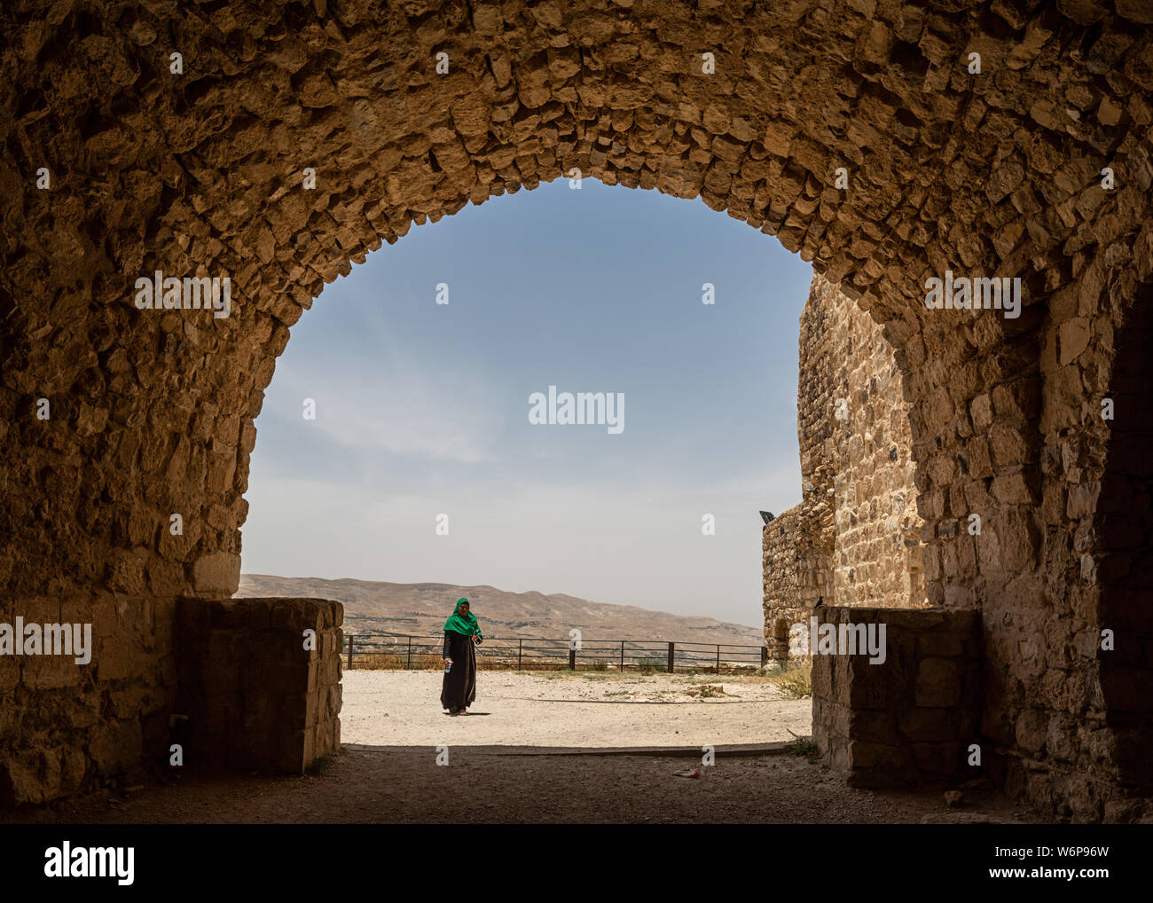 Eingang zum Schloss Al-Karak in Jordanien Stockfoto