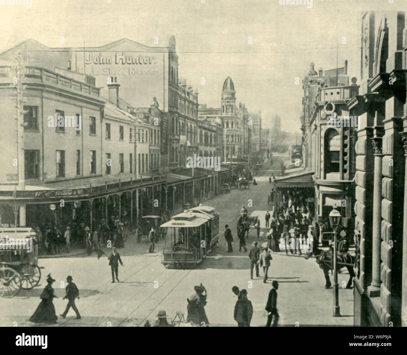 "In Sydney", 1901. Sydney, gegründet als Britischen Strafkolonie 1788, wurde eins von sechs Kolonien der Föderation und der Commonwealth von Australien im Januar 1901 zu bilden. Von "Federated Australien". [Die Werner Company, London, 1901] Stockfoto