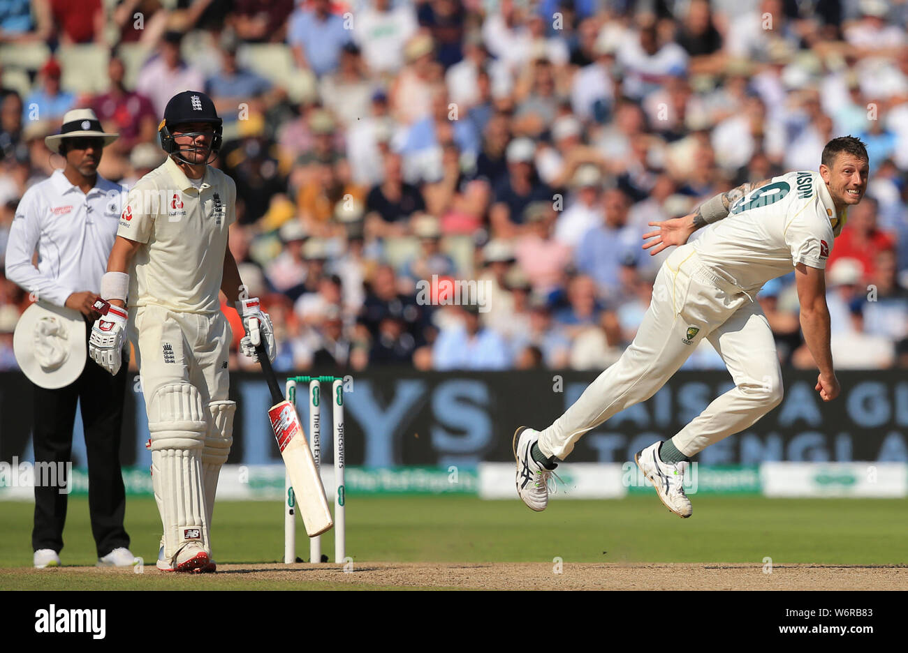 BIRMINGHAM, ENGLAND. 02. AUGUST 2019: James Pattinson von Australien bowling beim Tag der Specsavers Asche erste Testspiel bei Edgbaston Cricket Ground, Birmingham. Stockfoto