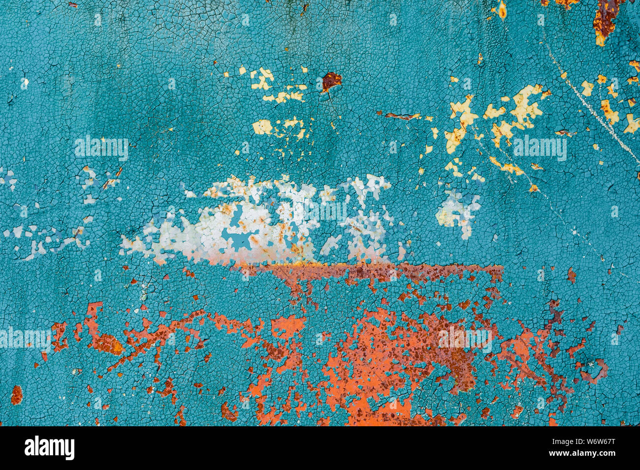 Türkis rusty Gusseisen Patina Oberfläche Textur Hintergrund. Stockfoto