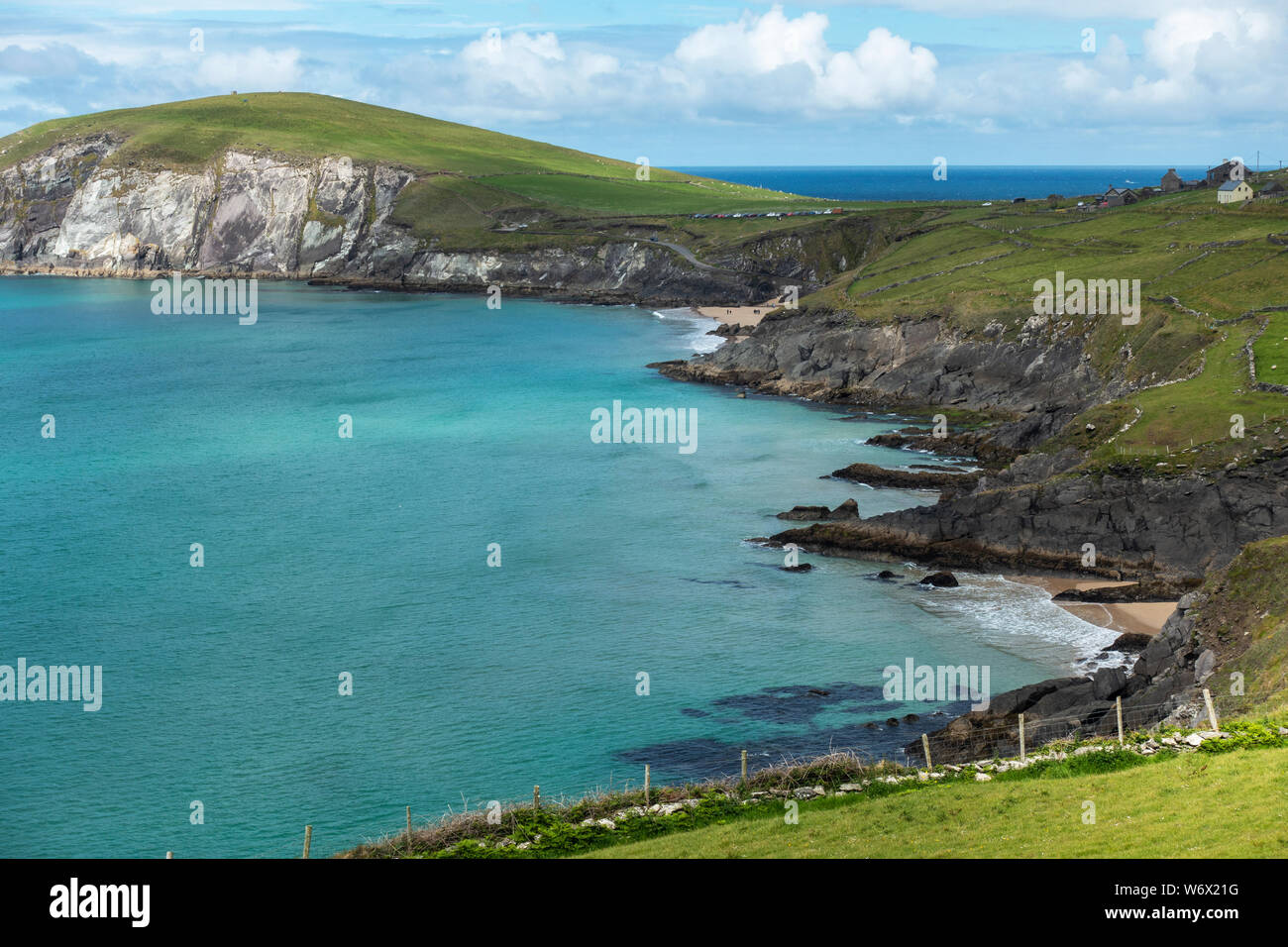 Zerklüftete Küste in Richtung Dunmore Head auf der Halbinsel Dingle in der Grafschaft Kerry, Republik von Irland Stockfoto