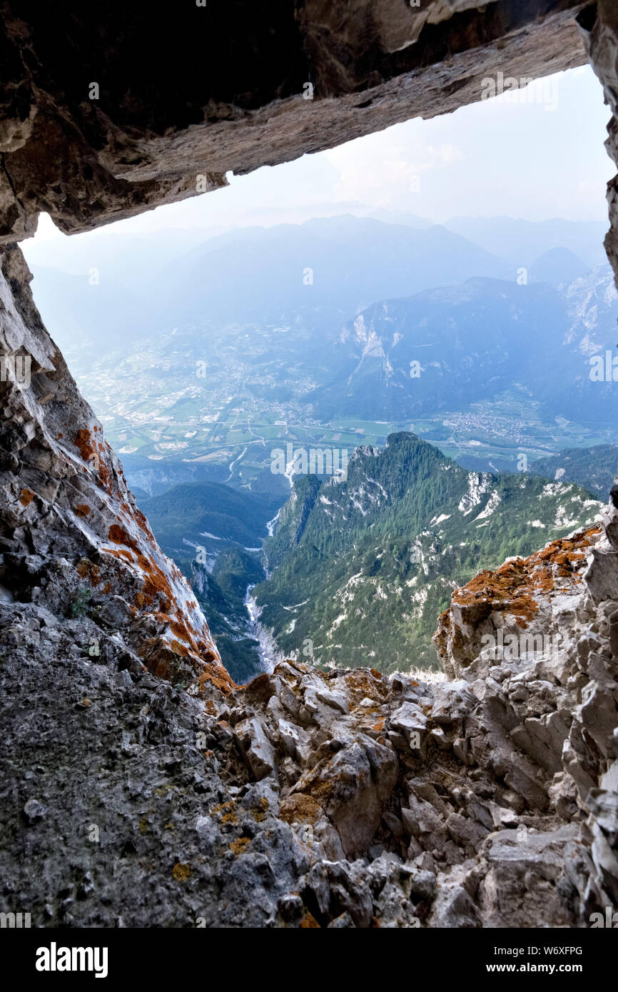 Gerichtsbezirk des Großen Krieges in Cima della Caldiera. Hochebene von Asiago, Italien. Stockfoto