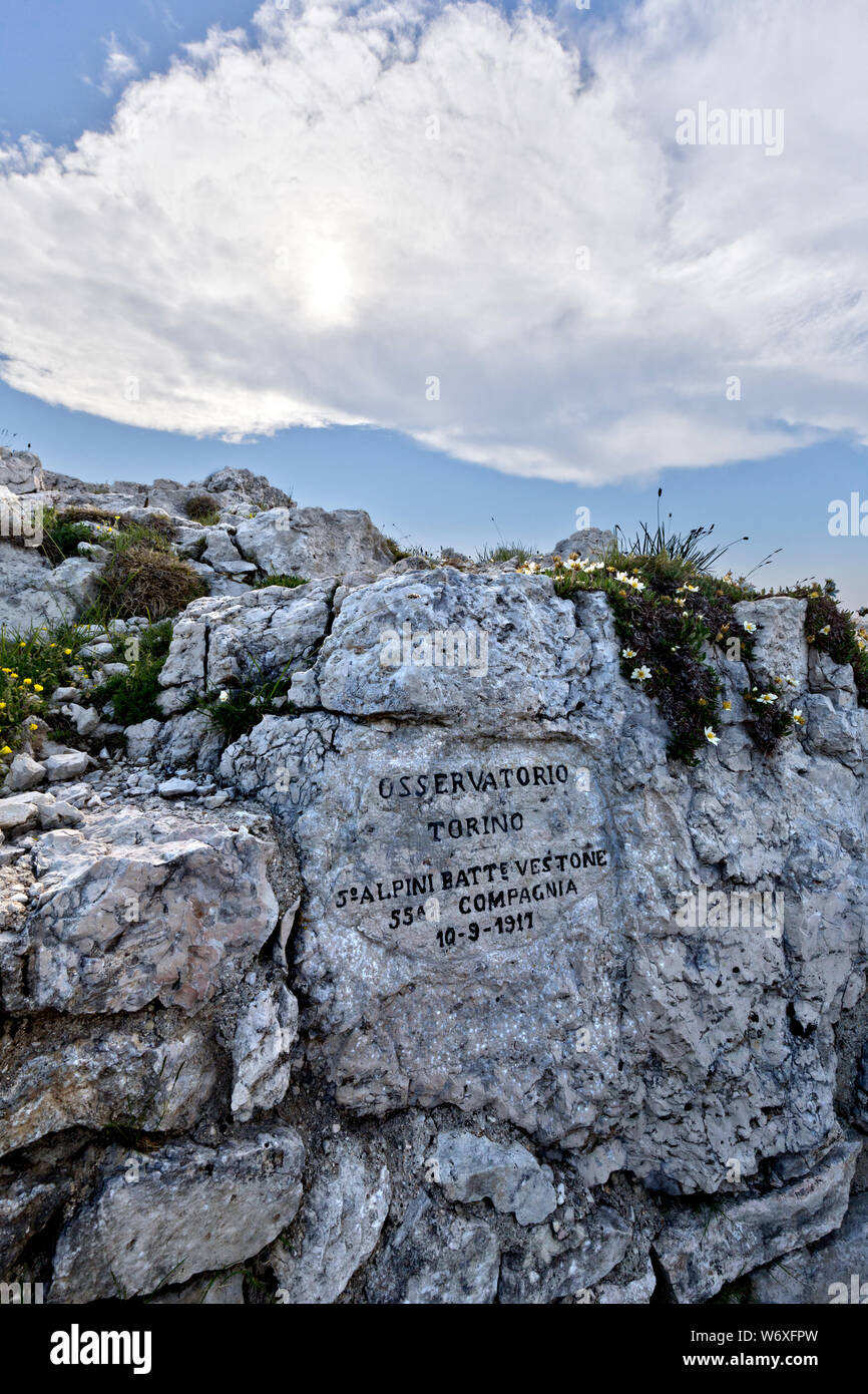 Cima della Caldiera. Heute ist es Teil des monumentalen Bereich Ortigara montieren. Hochebene von Asiago, der Provinz Vicenza, Venetien, Italien, Europa. Stockfoto