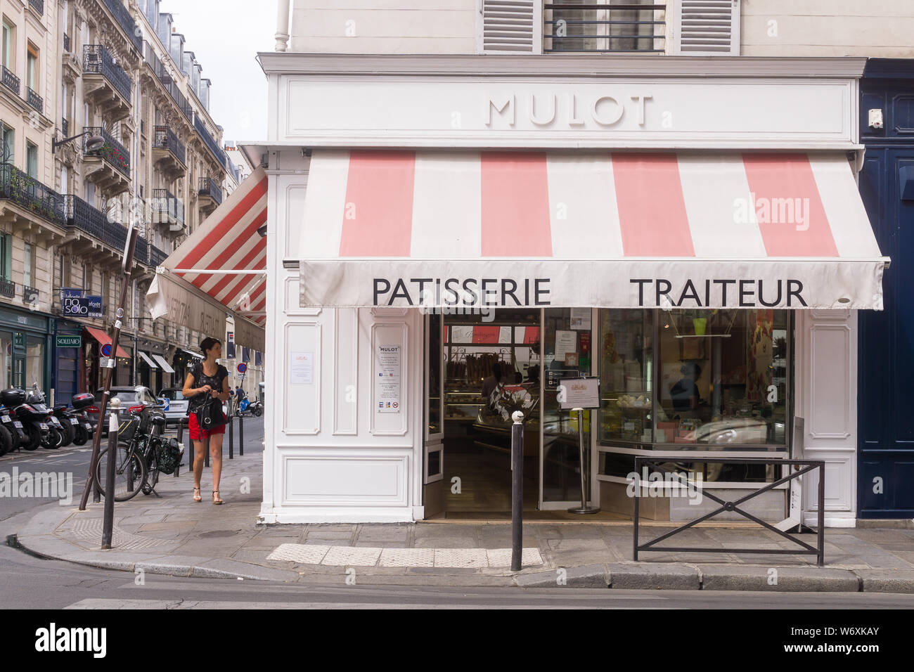 Paris Maison Mulot-Store vor der Bäckerei und Konditorei Moulot im Saint Germain des Pres Viertel von Paris, Frankreich, Europa. Stockfoto