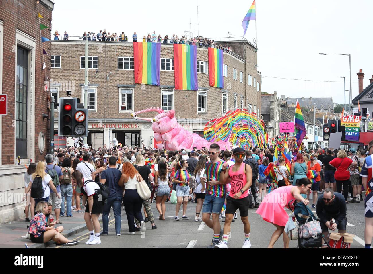Brighton, Großbritannien, 3. August 2019 - Die Teilnehmer an der Parade nehmen an der diesjährigen Brighton Stolz. Kredit James Boardman/Alamy leben Nachrichten Stockfoto