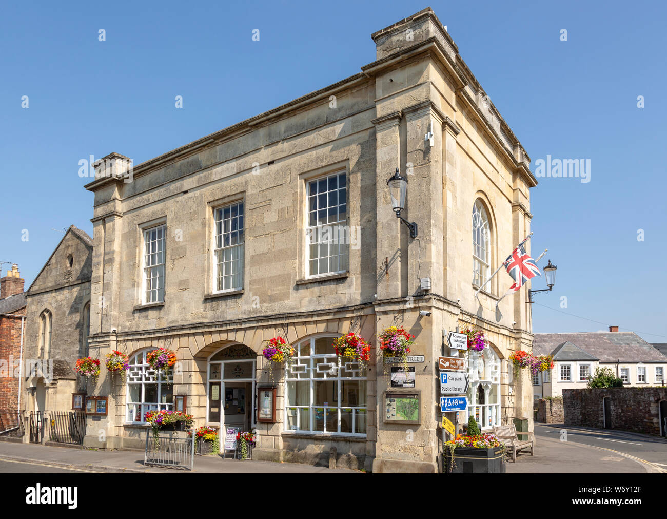 Jahrhundert Architektur des Rathauses, Berkeley, Gloucestershire, England, Großbritannien Stockfoto